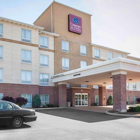 Comfort Suites Southport Bagian luar foto