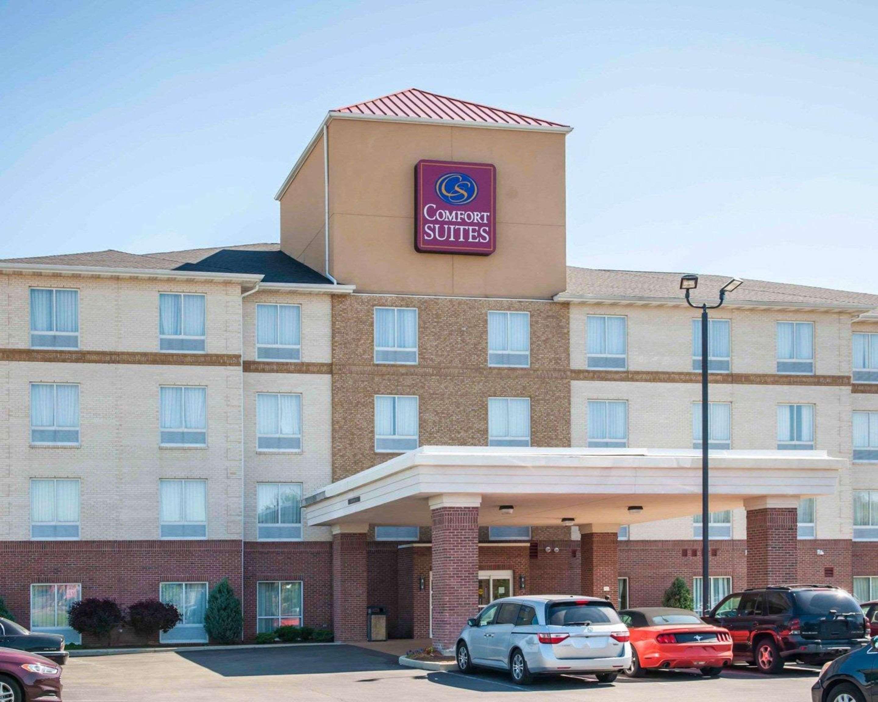Comfort Suites Southport Bagian luar foto