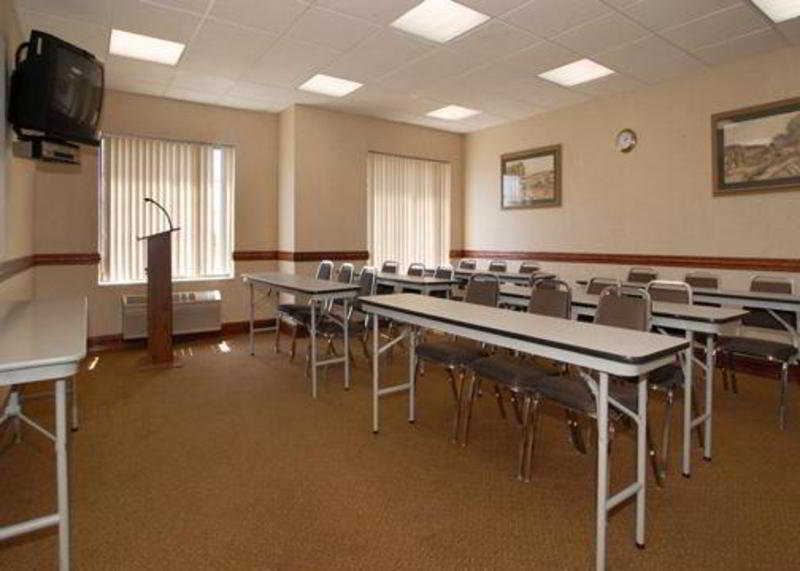 Comfort Suites Southport Bagian luar foto