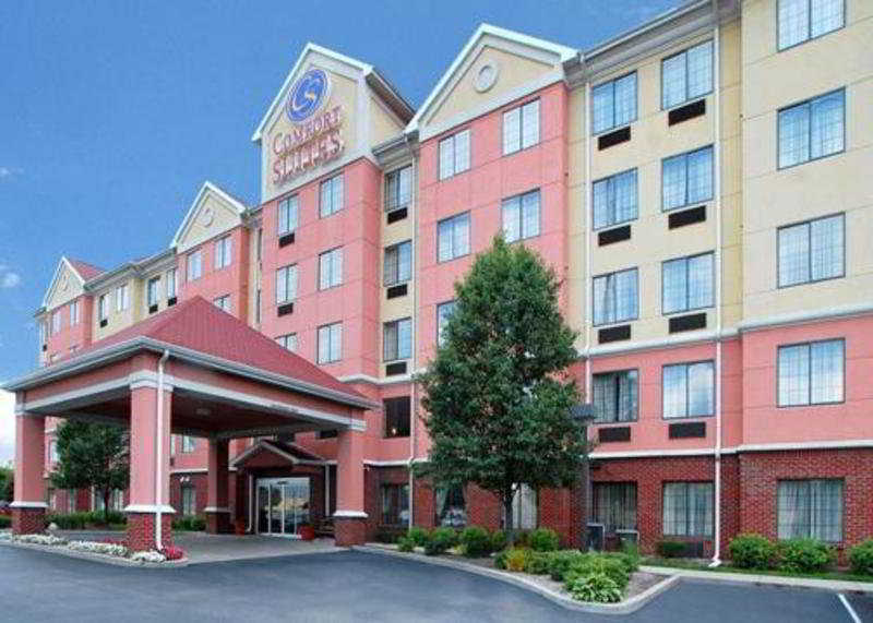 Comfort Suites Southport Bagian luar foto